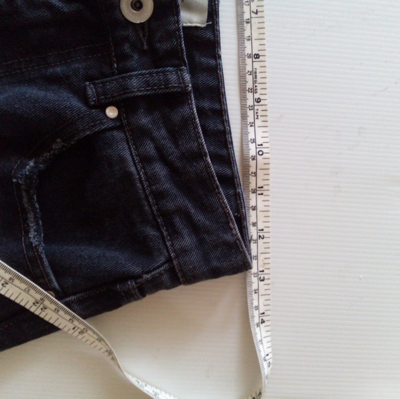 Cotton on black  raw Hem denim mini skirt size 8 - Picture 8 of 8